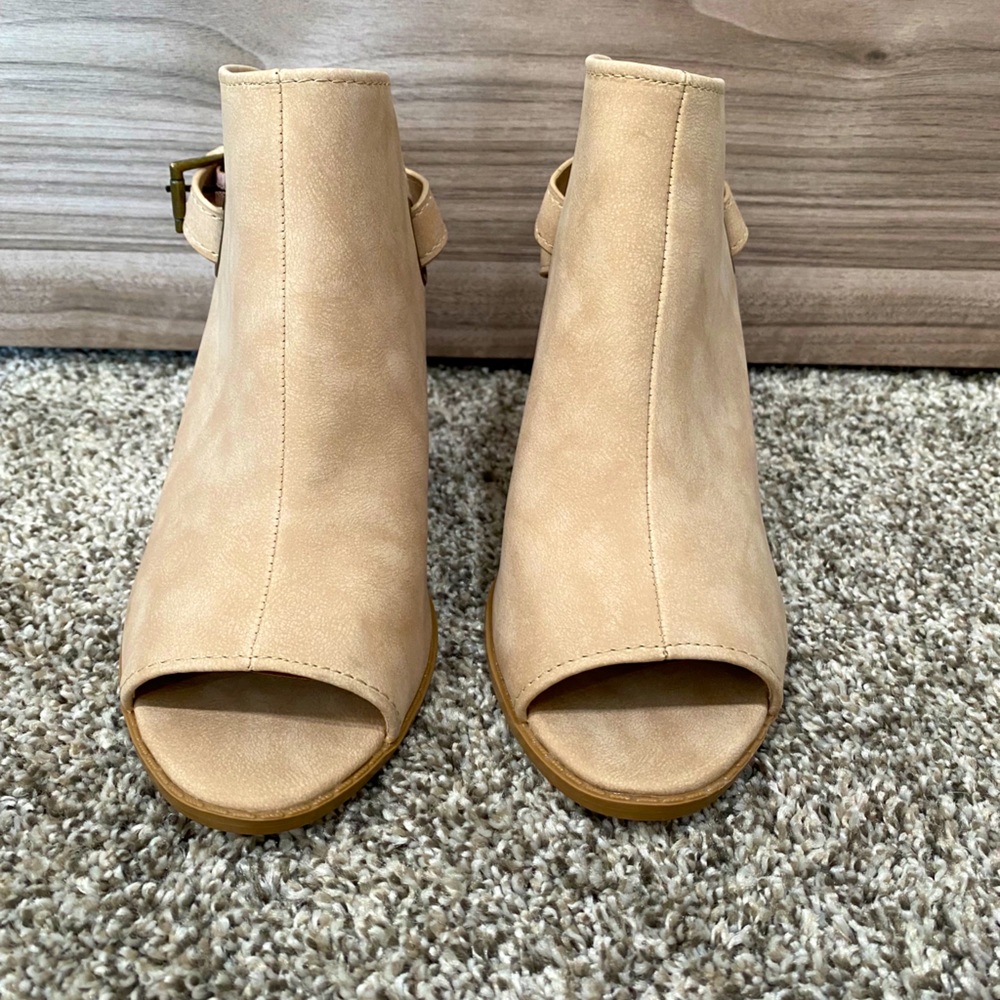 Brown heels
